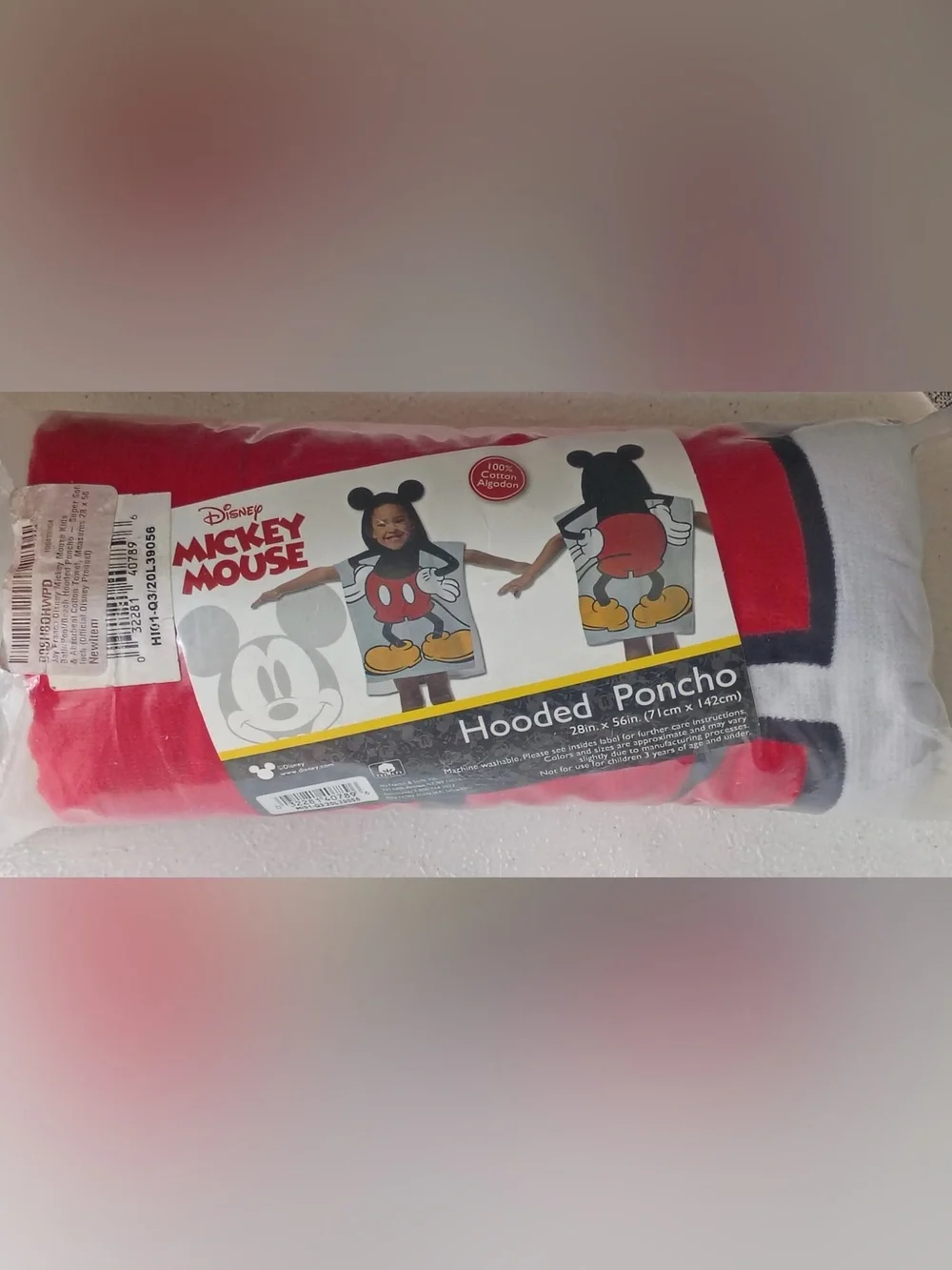 DISNEY Mickey Mouse Kids Poncho Wearable Towel Beach Cruise Fun Bathtime NEW NWT